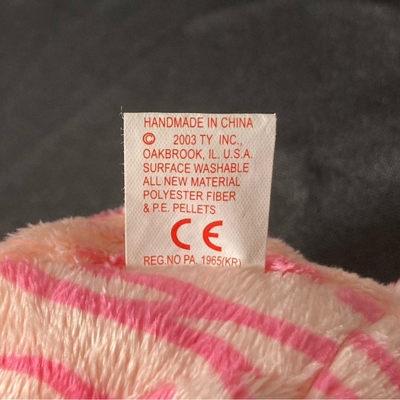 ⭐️ Vintage 2003 Mystique The Pink Tiger Ty Beanie Baby - Picture 9 of 12